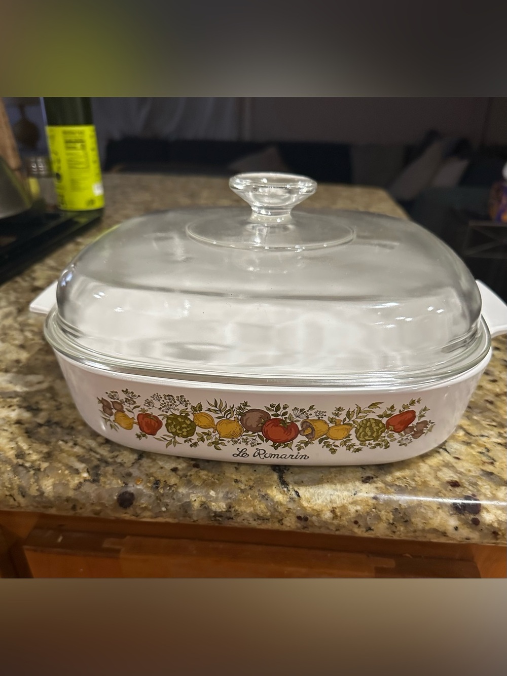 Conrningware LavRomarin casserole dish